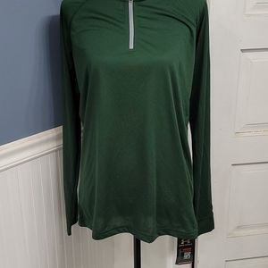 Mens Under Armour loose fit pull over.